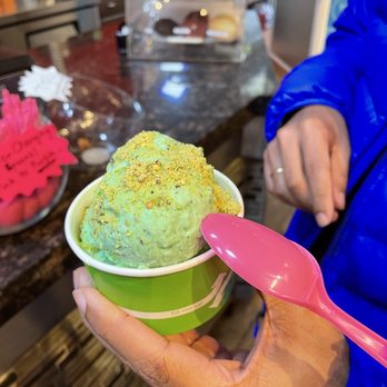 Sub Zero Nitrogen Ice Cream - Kesar Pista - Ice Cream & Frozen Yogurt Near Me - Atlanta, Georgia Sub Zero Nitrogen Ice Cream - Kesar Pista - Ice Cream & Frozen Yogurt Near Me - Atlanta, Georgia