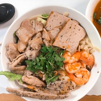 Huong Giang Restaurant - Mì Quảng - Vietnamese Near Me - Westminster, California