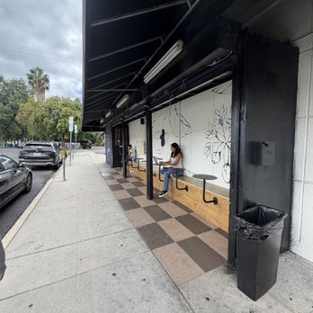 Laidrey Coffee Roasters - Outdoor seating - Coffee Roasteries Near Me - Encino, California Laidrey Coffee Roasters - Outdoor seating - Coffee Roasteries Near Me - Encino, California