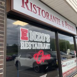 Enzo's Ristorante & Pizzeria - Exteriors