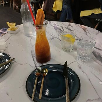 Kin Long Beach - Thai Near Me - Long Beach, California
