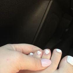 Rainbows Nails - Gel pedicure