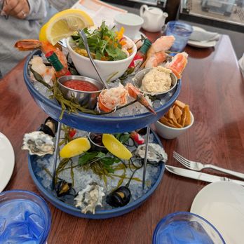 Schooners Monterey - Seafood tower - Seafood Near Me - Monterey, California Schooners Monterey - Seafood tower - Seafood Near Me - Monterey, California