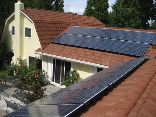 Solar installation - Transform your energy future with our premium solar installation services. Harness the power of the sun to reduce your electricity bills, increase your home's value, and contribute to a sustainable planet. Our team of experts ensures a seamless process, from customized design and professional installation to ongoing support.