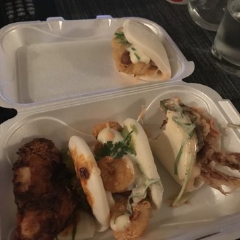 King Bao - Grouper (top); from left to right: hot chicken, firecracker shrimp, and soft shell crab. - Asian Fusion Near Me - Orlando, Florida King Bao - Grouper (top); from left to right: hot chicken, firecracker shrimp, and soft shell crab. - Asian Fusion Near Me - Orlando, Florida