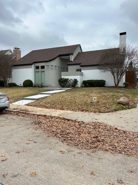 Slide of Valor Roofing Group