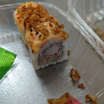 V & A Sushi - The tuna (or whatever that is inside) tasted about as good as it looks here. - Japanese Near Me - Portland, Oregon