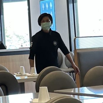 Jin Gege - Very nasty waitress LOL - Chinese Near Me - San Leandro, California