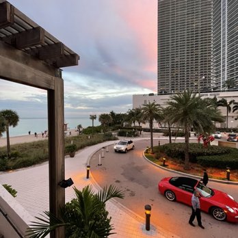 ETARU - View from the balcony - Japanese Near Me - Hallandale Beach, Florida ETARU - View from the balcony - Japanese Near Me - Hallandale Beach, Florida