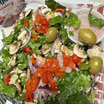 Grimaldi's Pizzeria - House salad. Does not look good. - Pizza Near Me - Allen, Texas Grimaldi's Pizzeria - House salad. Does not look good. - Pizza Near Me - Allen, Texas