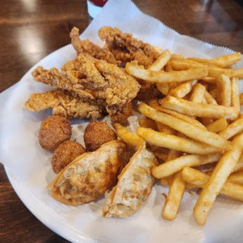 Chicken 4U - Also 2 dumplings and 3 little corn hush puppies.  Very yummy. - Bubble Tea Near Me - Warrenton, Virginia