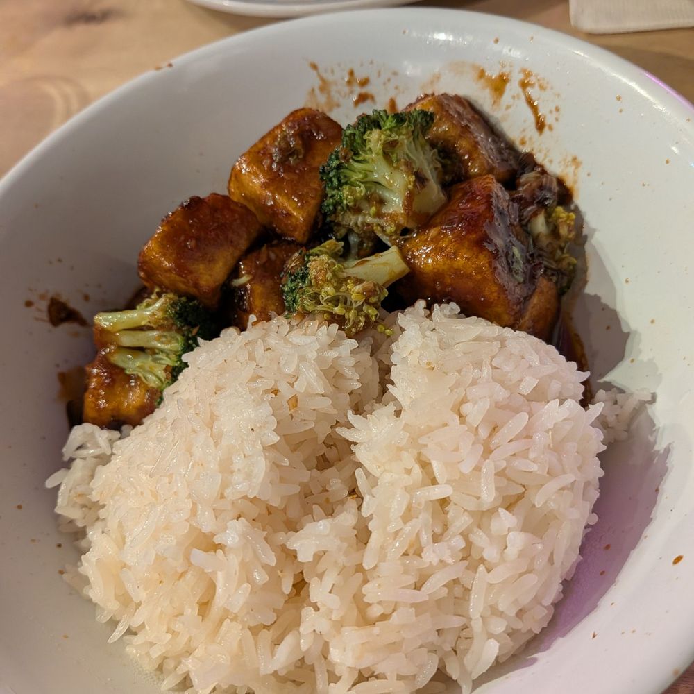 Kitsune House - Ginger broccoli - Chinese Near Me - Miami, Florida Kitsune House - Ginger broccoli - Chinese Near Me - Miami, Florida