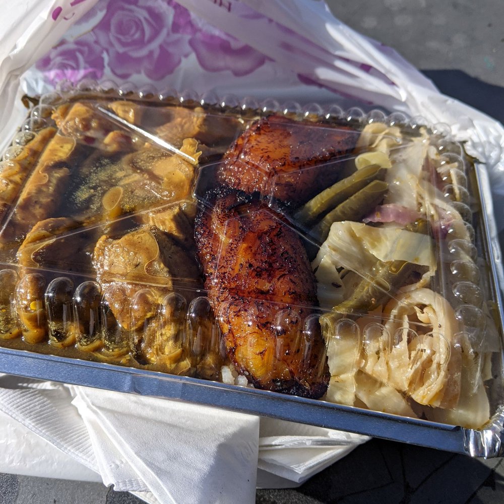 The Original Caribbean King - Curry chicken, plantains, steamed cabbage, and coconut white rice ($10) - Food Trucks Near Me - Brooklyn, New York