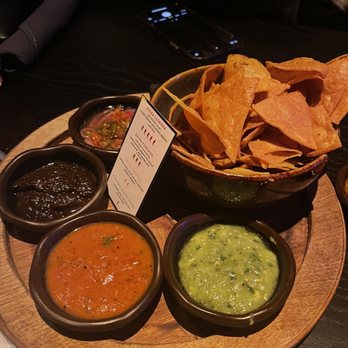 La Popular - Chips and Salsa Tour - Cocktail Bars Near Me - Claremont, California La Popular - Chips and Salsa Tour - Cocktail Bars Near Me - Claremont, California