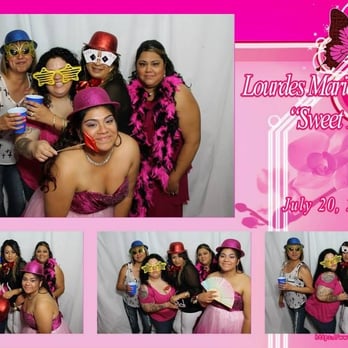 Push Button Flix Photo Booth - Photo Booth Rentals Near Me Push Button Flix Photo Booth - Photo Booth Rentals Near Me