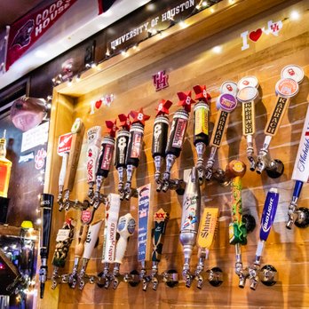 The Den - Sports Bars Near Me - Houston, Texas