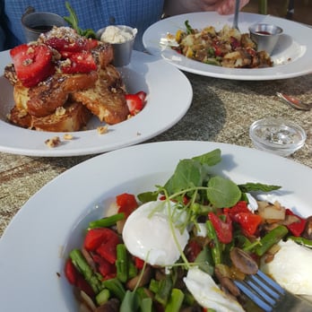 Cody's La Jolla - Veggie hash and french toast - Breakfast & Brunch Near Me - La Jolla, California Cody's La Jolla - Veggie hash and french toast - Breakfast & Brunch Near Me - La Jolla, California