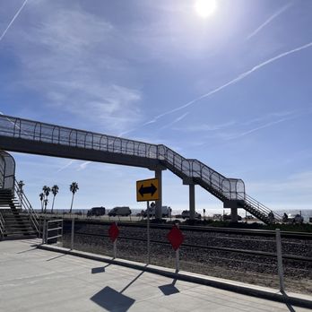 Capistrano Beach Park - Pedestrian overpass - Parks Near Me - Dana Point, California