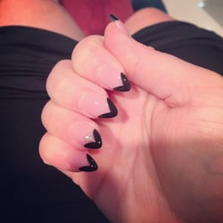 Leslie Signature Nails and Spa - first time :)