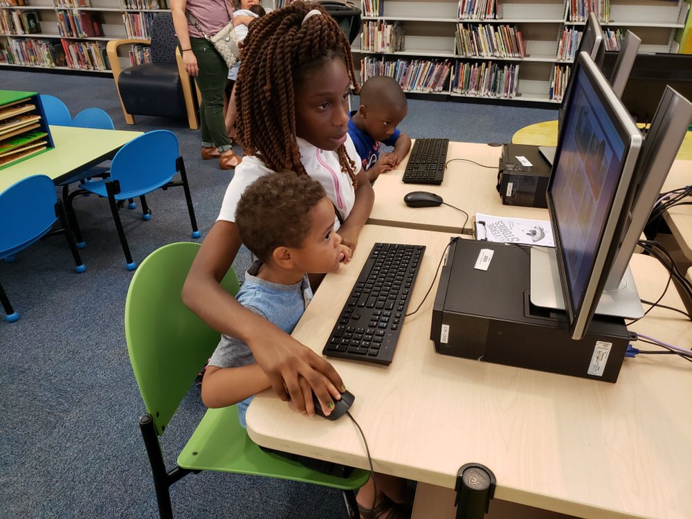 Blooming Daisies Learning Center - childcare center in Houston, TX