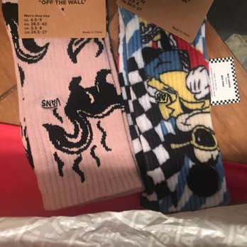 Vans - Shoe Stores Near Me - Houston, Texas Vans - Shoe Stores Near Me - Houston, Texas