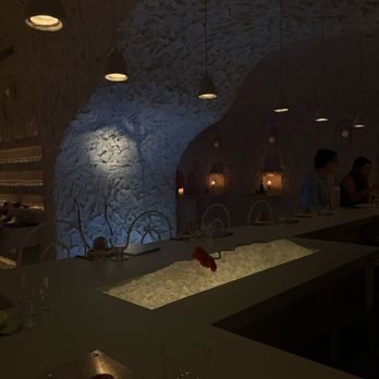 CENTO Raw Bar - Bar area - Seafood Near Me - Los Angeles, California CENTO Raw Bar - Bar area - Seafood Near Me - Los Angeles, California