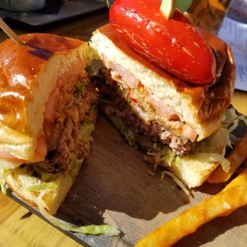 Sam's Boat - Cheese burger - Seafood Near Me - Houston, Texas