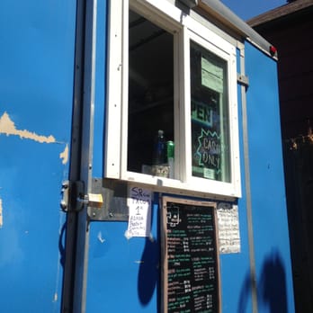 Pedacito de Mexico - There's a step under the order window. Tread carefully. - Food Trucks Near Me - Portland, Oregon Pedacito de Mexico - There's a step under the order window. Tread carefully. - Food Trucks Near Me - Portland, Oregon