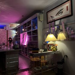 Hungry Eyes - Inside bar area