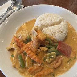 Ruan Kao Thai - Penang chicken curry