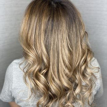 Brittany The Beautyaholic - Hair Salons Near Me - Glendale, Arizona Brittany The Beautyaholic - Hair Salons Near Me - Glendale, Arizona