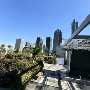TENTEN Wilshire - Apartments Near Me - Los Angeles, California