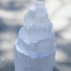 PrismsScape Gems & Healing Center - Selenite Small Lamp