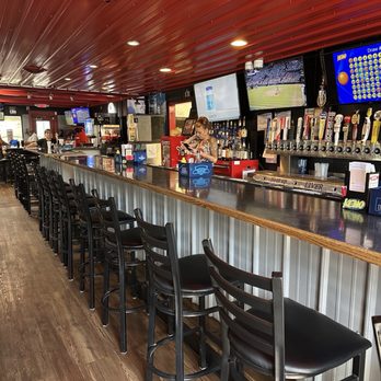 Crossroads - Bar - Pizza Near Me - Jacksontown, Ohio
