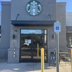 Starbucks - The shet shack!!!!
