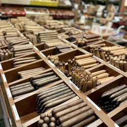 Old Oaks Cigar & Wine - So many hand rolled options 2022