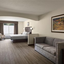 Crown Pointe Lodge, BW Signature Collection - King Suite