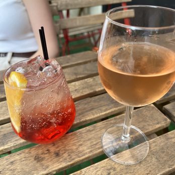 Black Iris - Cam pari spritz and rosé - Mediterranean Near Me - Brooklyn, New York