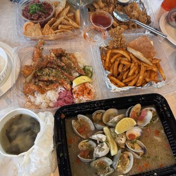 Seasurf Fish - Clams, garlic shrimp, poke and chips, calamari and a salad. - Seafood Near Me - San Clemente, California
