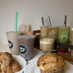 Better Daze Cafe - Coffee Boba and blueberry muffin