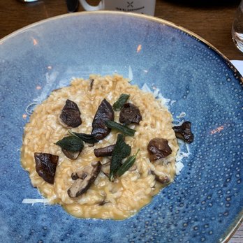 The Hoxton - Risotto - Hotels Near Me - Amsterdam, New Hampshire