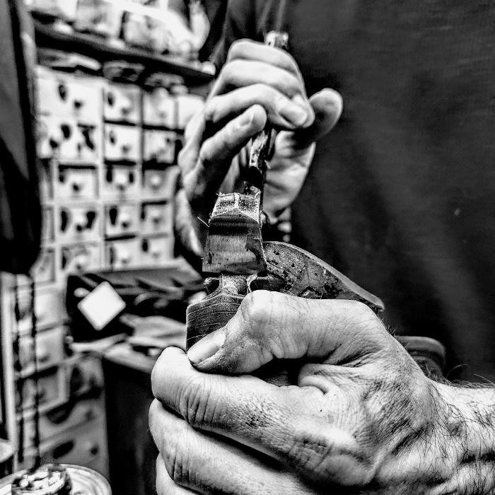 CORDONNERIE ET CHAUSSURES KELLY Updated September 2024 139