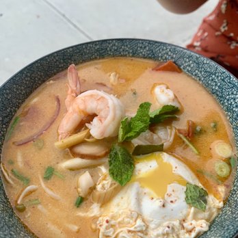 Pata Cafe - Tom Yum Soup - Bubble Tea Near Me - Elmhurst, New York