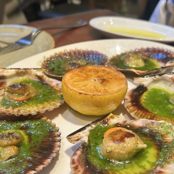 Tomiño Taberna Gallega - Zamburinas a la Plancha - Wine Bars Near Me - New York, New York