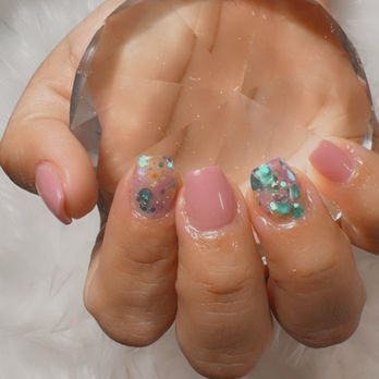 Nail By Sarah - Eyelash Service Near Me