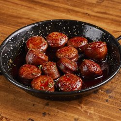El Pimiento Restaurant - Chorizo al Vino Tempranillo