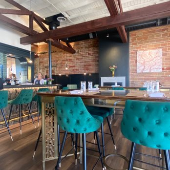 Reds' Bistro - New American Near Me - Loomis, California Reds' Bistro - New American Near Me - Loomis, California