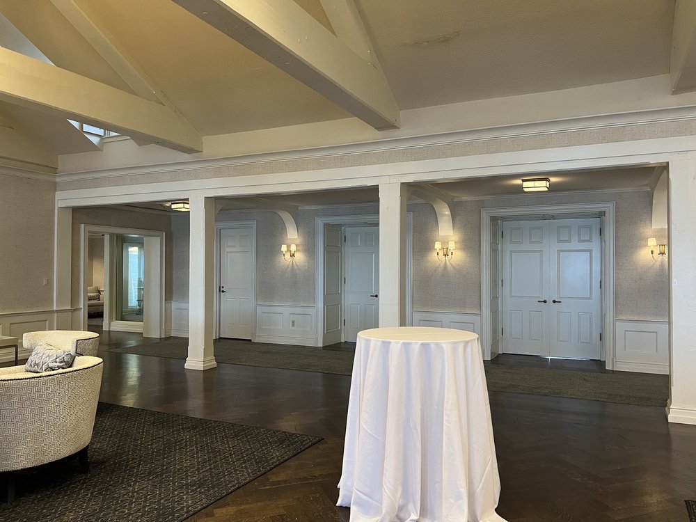 ORCHARD LAKE COUNTRY CLUB - Updated December 2025 - 15 Photos - 5000 W Shore, Orchard Lake