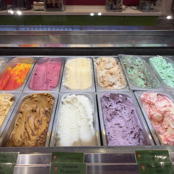 Scoops - Ice Cream & Frozen Yogurt Near Me - Rohnert Park, California Scoops - Ice Cream & Frozen Yogurt Near Me - Rohnert Park, California