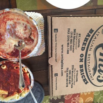 A'mis Italian Restaurant - Deep dish pizza and pasta - Italian Near Me - O'Fallon, Missouri
